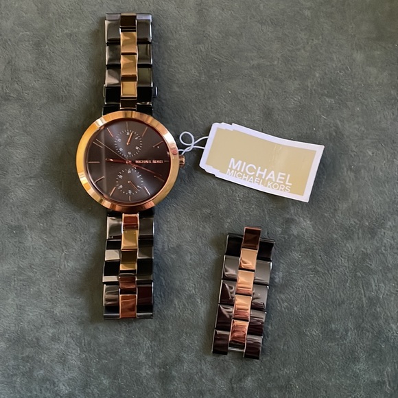 Michael Kors 2 tone rose gold watch with box - Picture 5 of 6